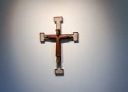 Le Christ en croix - Oratoire Isaïe